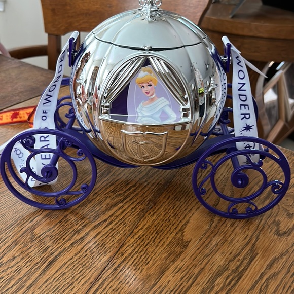 Disney Dining Disneys Hundred Years Of Wonder Cinderella Carriage